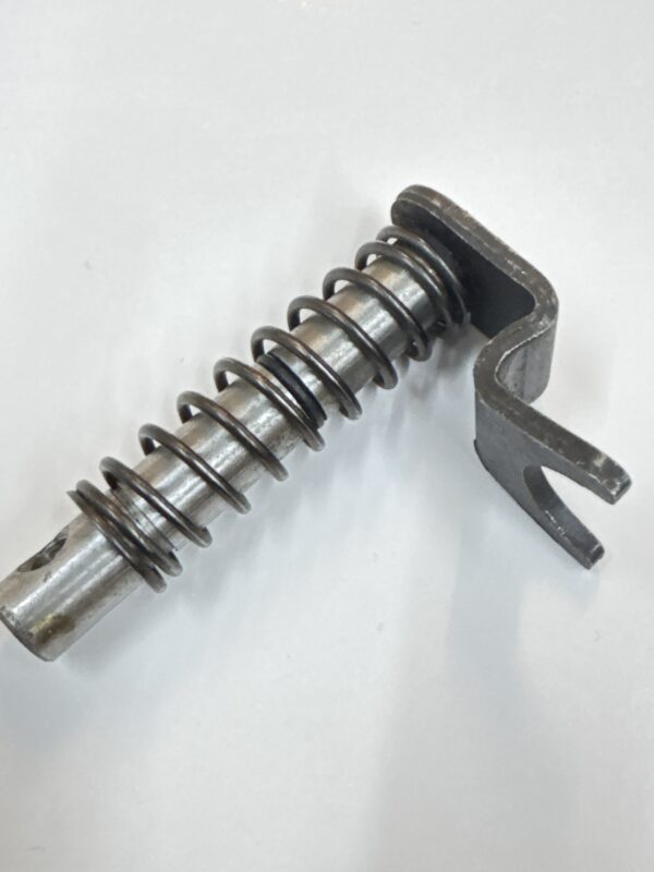 Пружина рычага реверса для МК Крот (150290033)