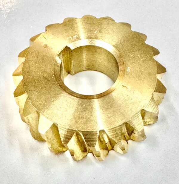 Шестерня редуктора шнеков 717-0528 / 717-0528A / 717-04861 / 717-04449