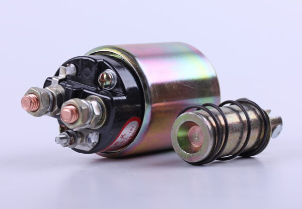 Втягивающее стартера 2,5kW DK1511D KM385BT Jinma 240/244