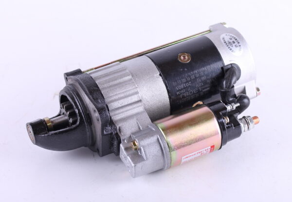Стартер Z-11 12V 5,0KW (посадка Ø75mm межболт. L-112mm) DongFeng 244/354/404, Xingtai 180/220/240