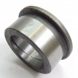 Втулка шарнирной рамы 082-2826106-В